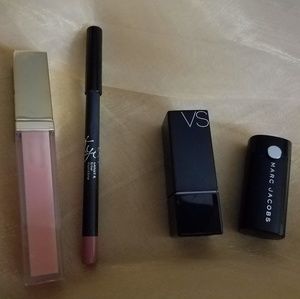 Lipsticks, lip liner, lip gloss